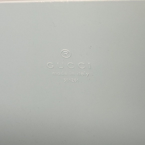 SOLD Gucci Logo Teal Rubber Tote - Picture 4 of 8